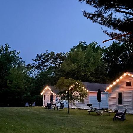 Drop Anchor Cottages And Lake House جينيفا أن ليك المظهر الخارجي الصورة