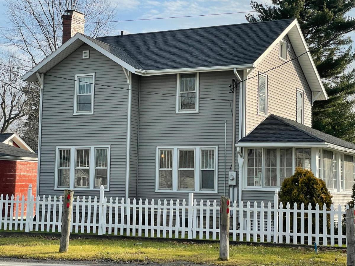 Drop Anchor Cottages And Lake House جينيفا أن ليك المظهر الخارجي الصورة