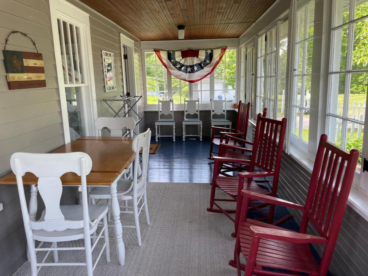 Drop Anchor Cottages And Lake House جينيفا أن ليك المظهر الخارجي الصورة
