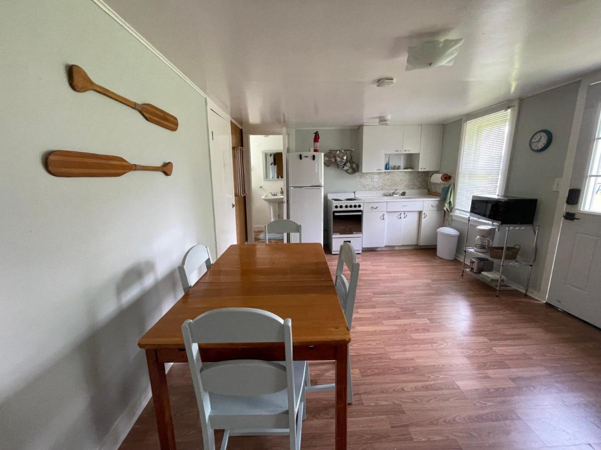 Drop Anchor Cottages And Lake House جينيفا أن ليك المظهر الخارجي الصورة
