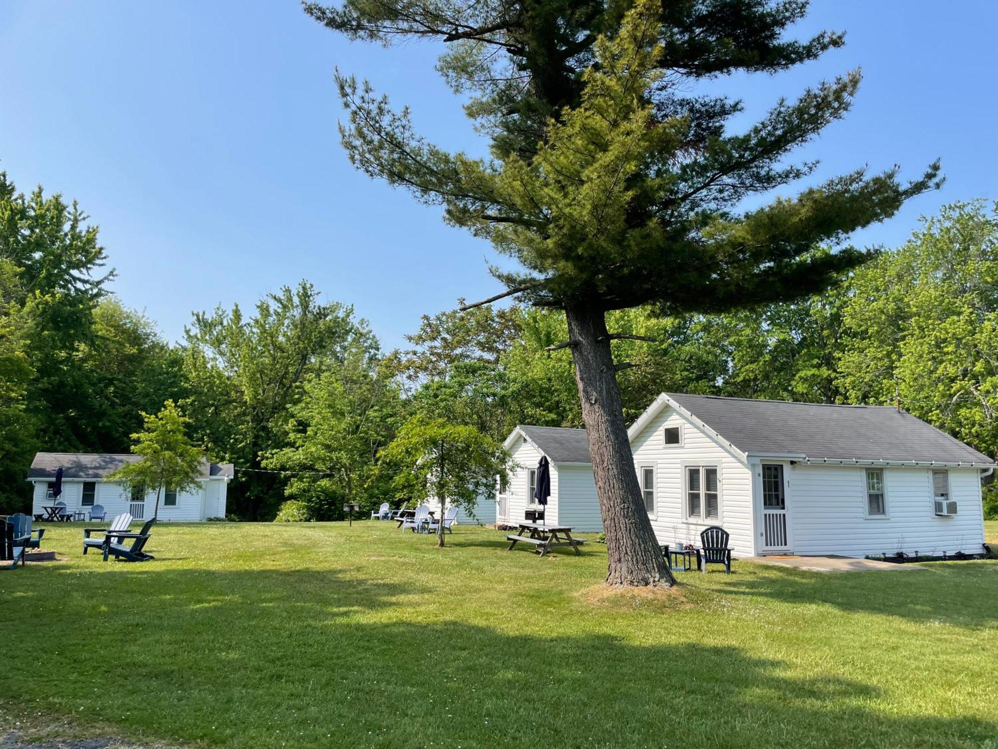 Drop Anchor Cottages And Lake House جينيفا أن ليك المظهر الخارجي الصورة