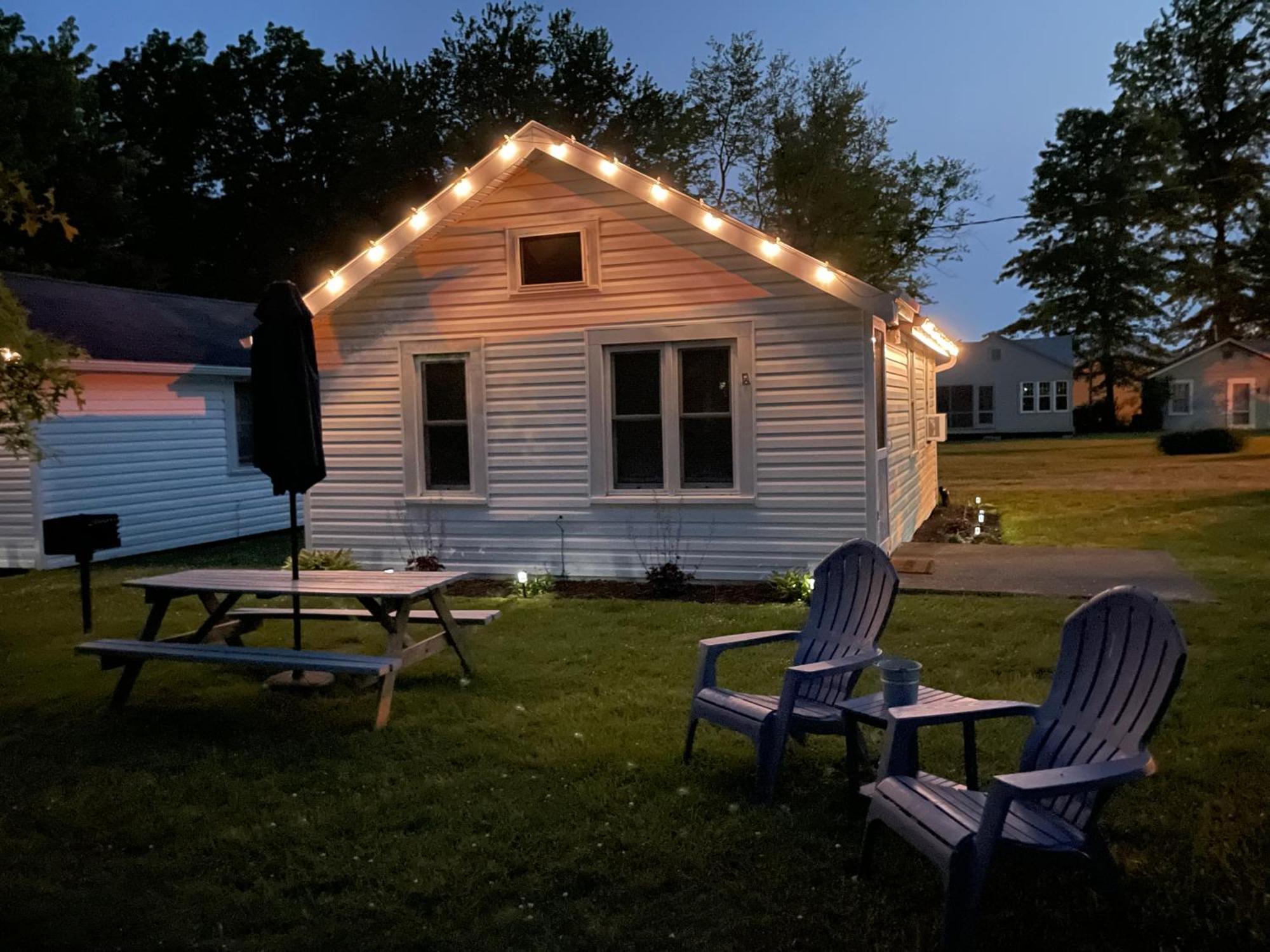 Drop Anchor Cottages And Lake House جينيفا أن ليك المظهر الخارجي الصورة