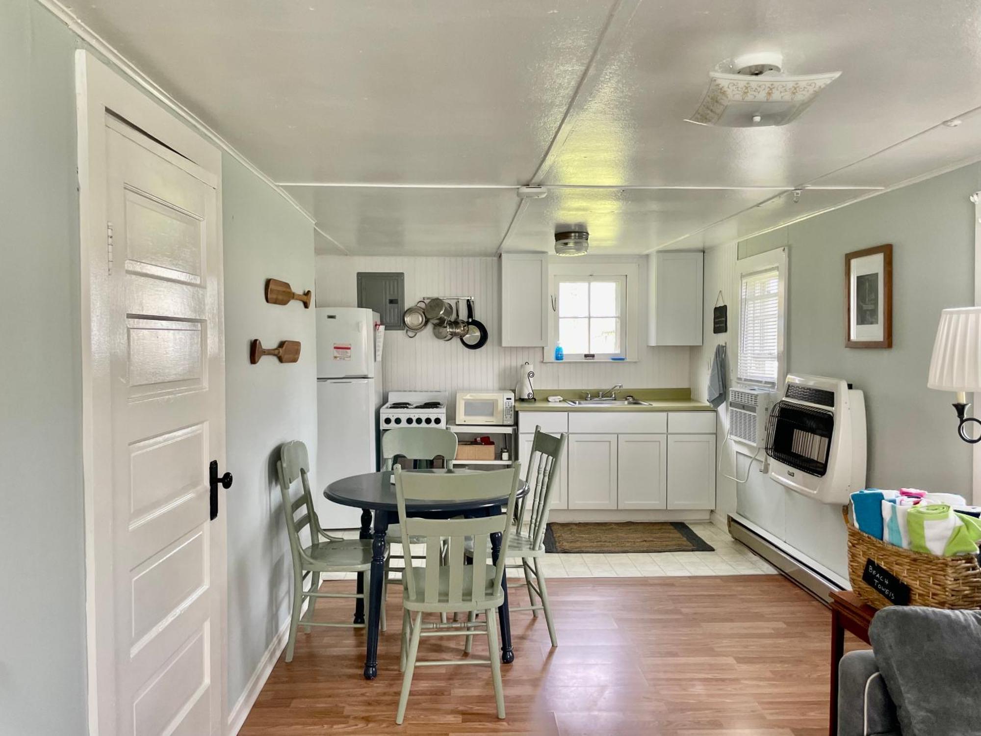 Drop Anchor Cottages And Lake House جينيفا أن ليك المظهر الخارجي الصورة